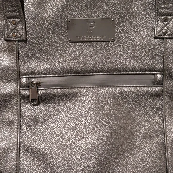 👜 Portland Gear Cascade Tote Black Leather NWT Portlandia Laptop Bag - Picture 3 of 10